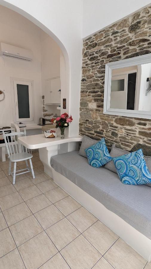 Anoi Rooms Tinos Екстер'єр фото